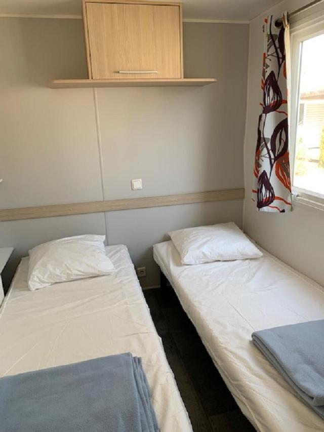 Mas Des Lavandes Sérignan Extérieur photo