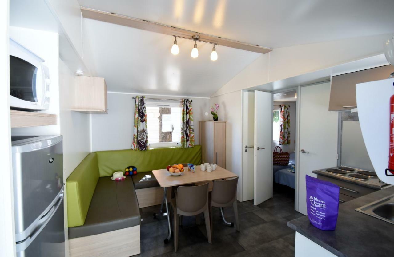 Mas Des Lavandes Sérignan Extérieur photo
